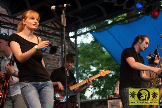 K-Mob (D) 10. This Is Ska Festival - Wasserburg, Rosslau 24. Juni 2006 (16).jpg